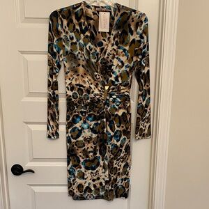 ESQUALO Leopard-Print Long Sleeve Dress with a Twist